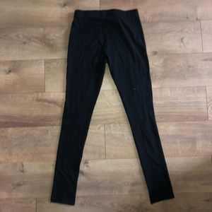black leggings
